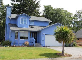 752 Peacock St, Hammond, OR 97121
