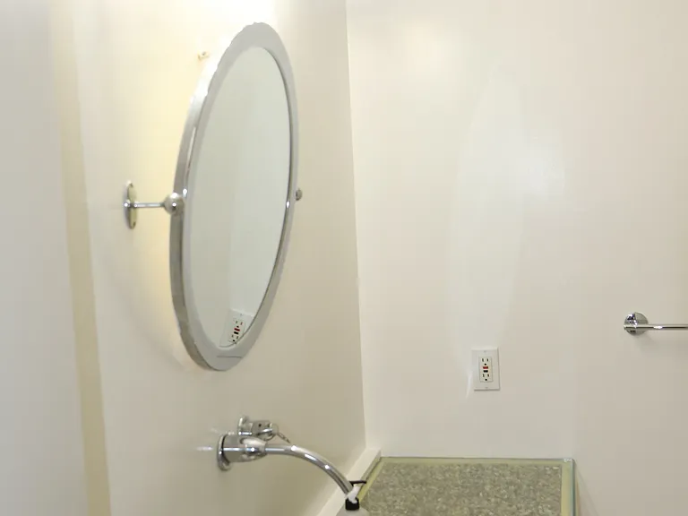 Bathroom off 2nd Bedroom
