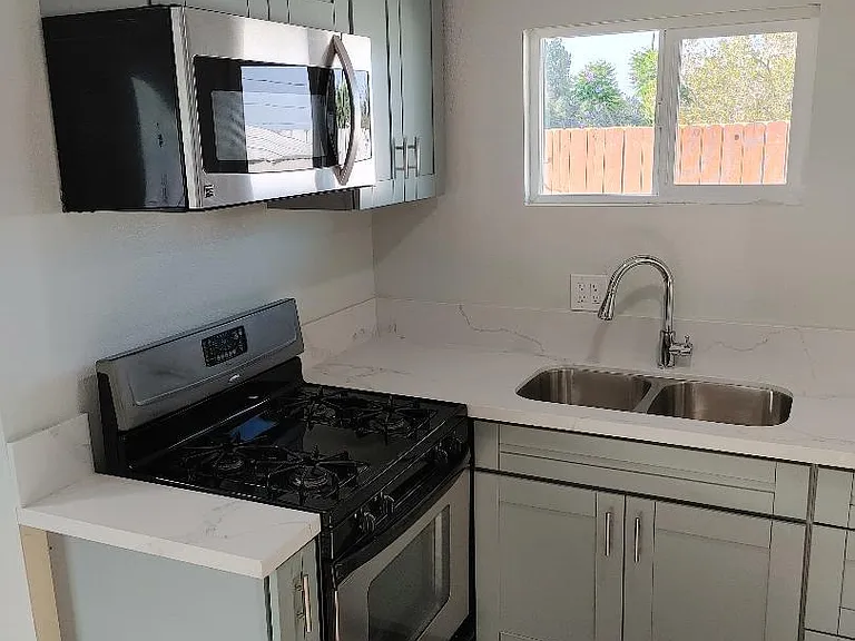 1064 Camino Ciego #VISTA — Photo 8