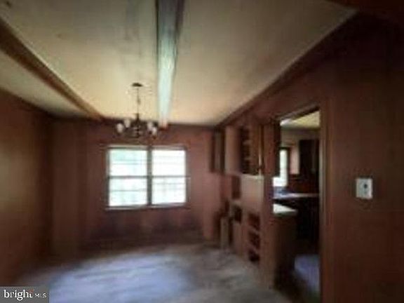 5th image of 178 Twin Lakes Dr