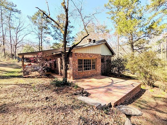 3rd image of 1068 Lamar Rd