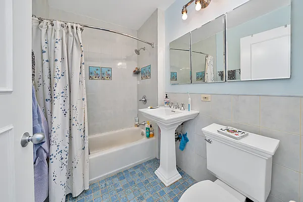 Sold by Compass | media 29