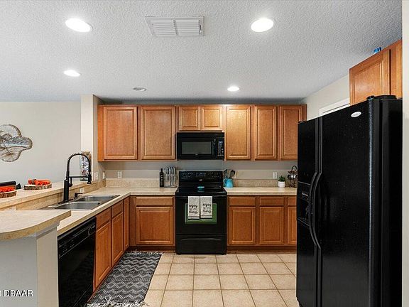 5th image of 2660 Sicily Dr