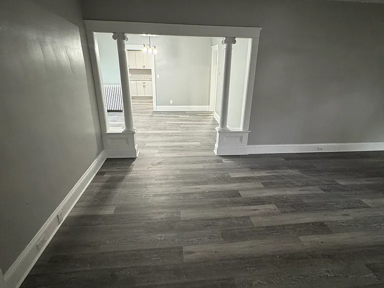 3923 Carlyle Ave — Photo 3