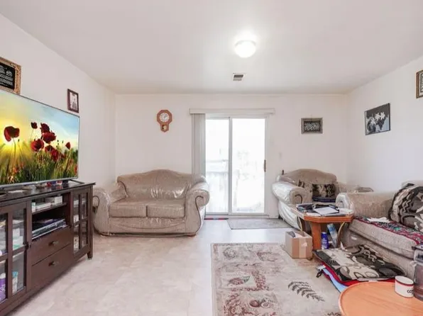 51 Georgetown Lane image 8 of 15