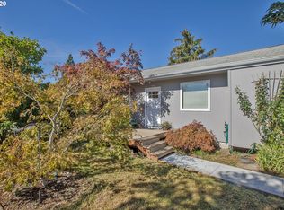 1716 E St, Springfield, OR 97477