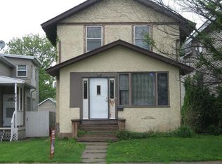 720 6th Ave S, Clinton, IA 52732