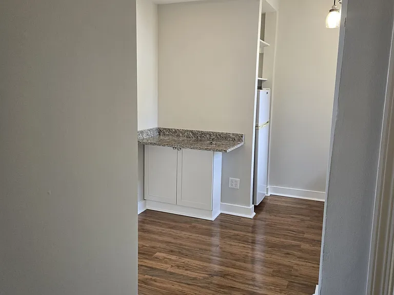 1124 Commonwealth Ave — Photo 212