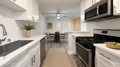 2233 S Ridgeley Dr #106 Photo 1