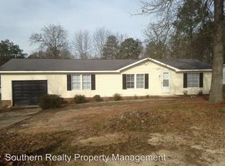420 Jamestown Dr, Spring Lake, NC 28390