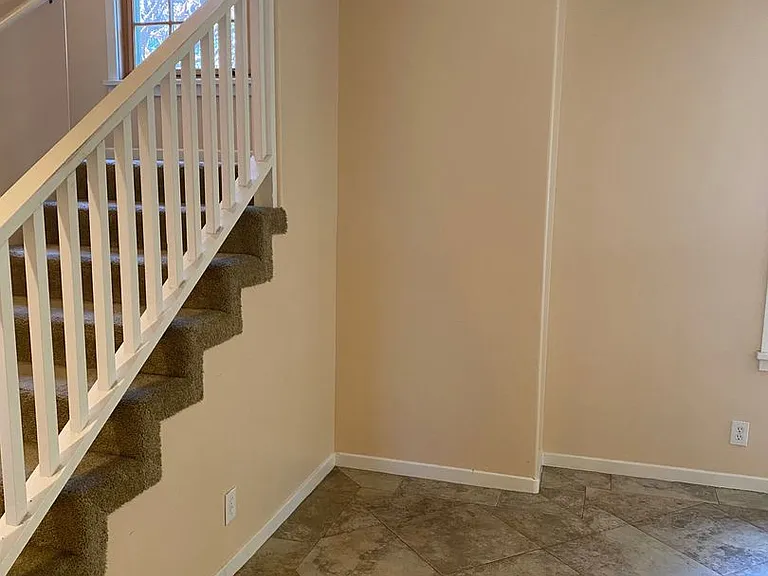 6736 Sueno Rd — Photo 20