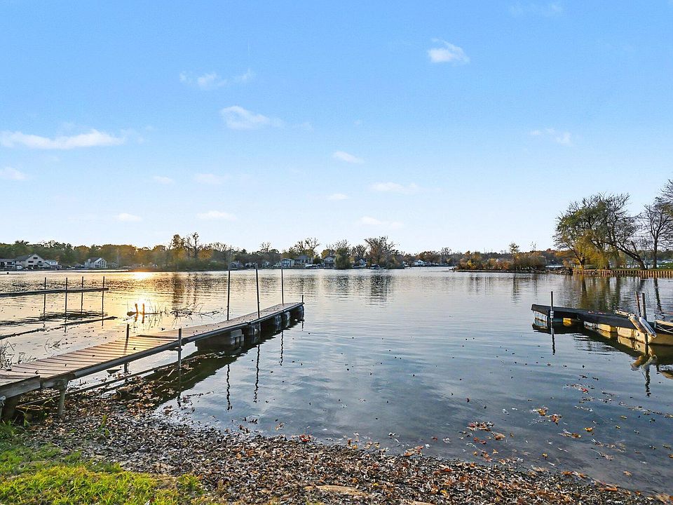 8802 Riverside Dr, photo 2