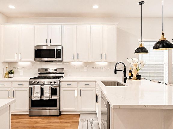 4th image of 2722 Indigo Stone Ln