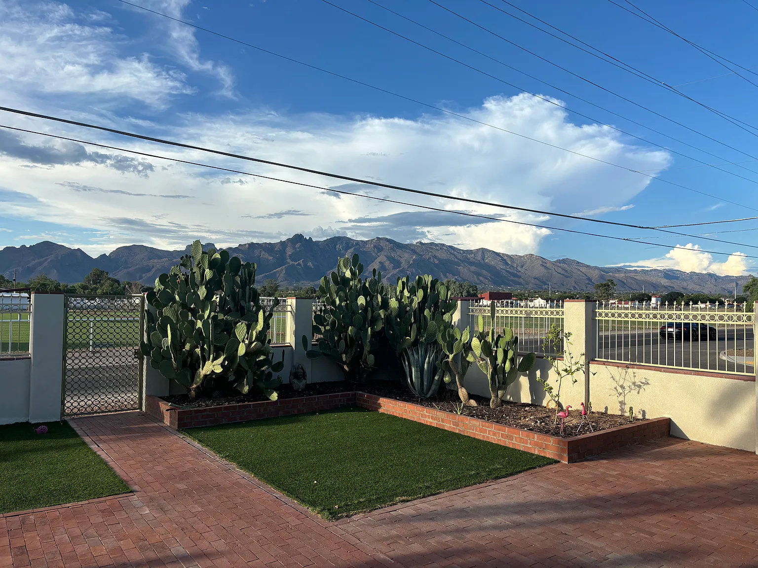 3 bed, 1401 sqft, $2,200 — Photo 2