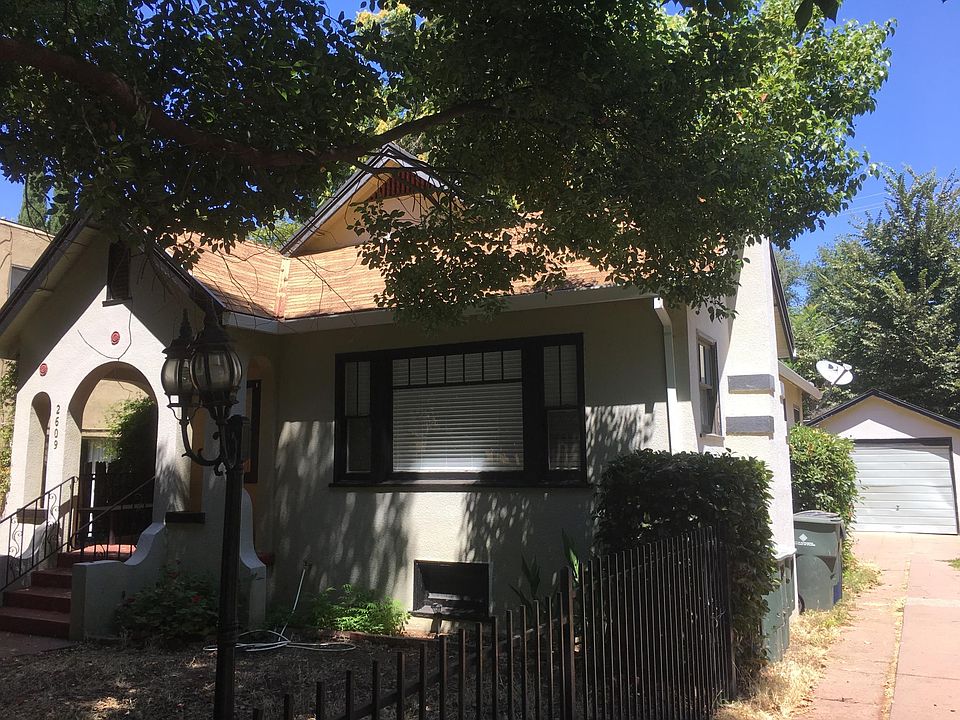 1st image of 2609 E St