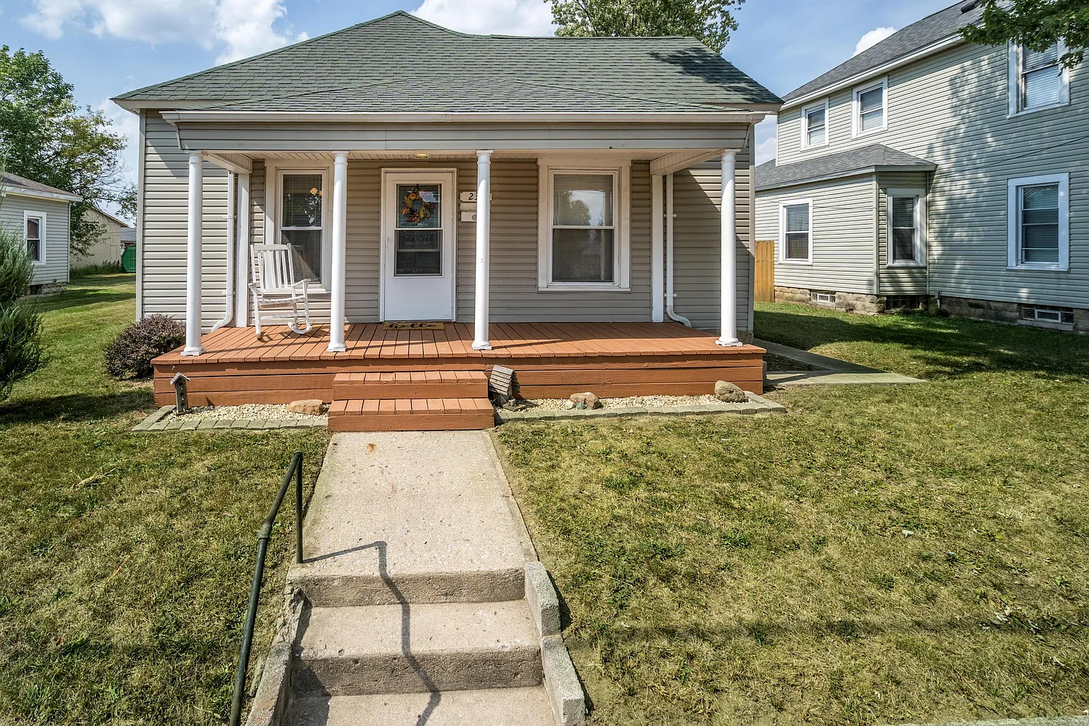 230 W Elm St Lot 11 photo 1