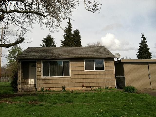 1st image of 4800 E St
