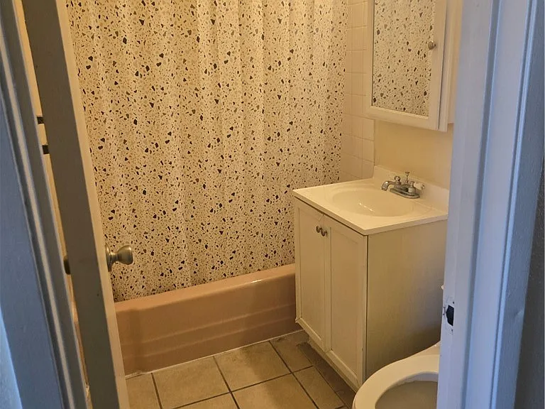 1388 E Desert Inn Rd #2 — Photo 13