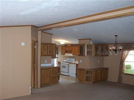 2nd image of 589 Crystal Lake Ct
