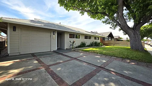 1423 Blackfield Dr Photo 1