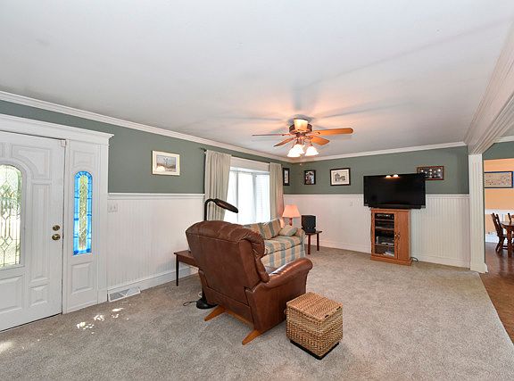 5th image of 37020 N Belle Plaine Ave
