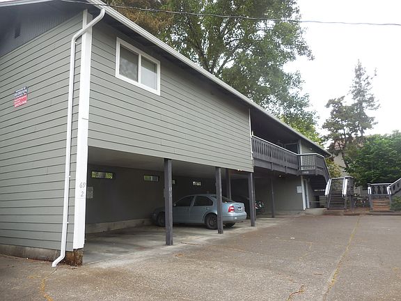2nd image of 1969 NW Grant Ave #2