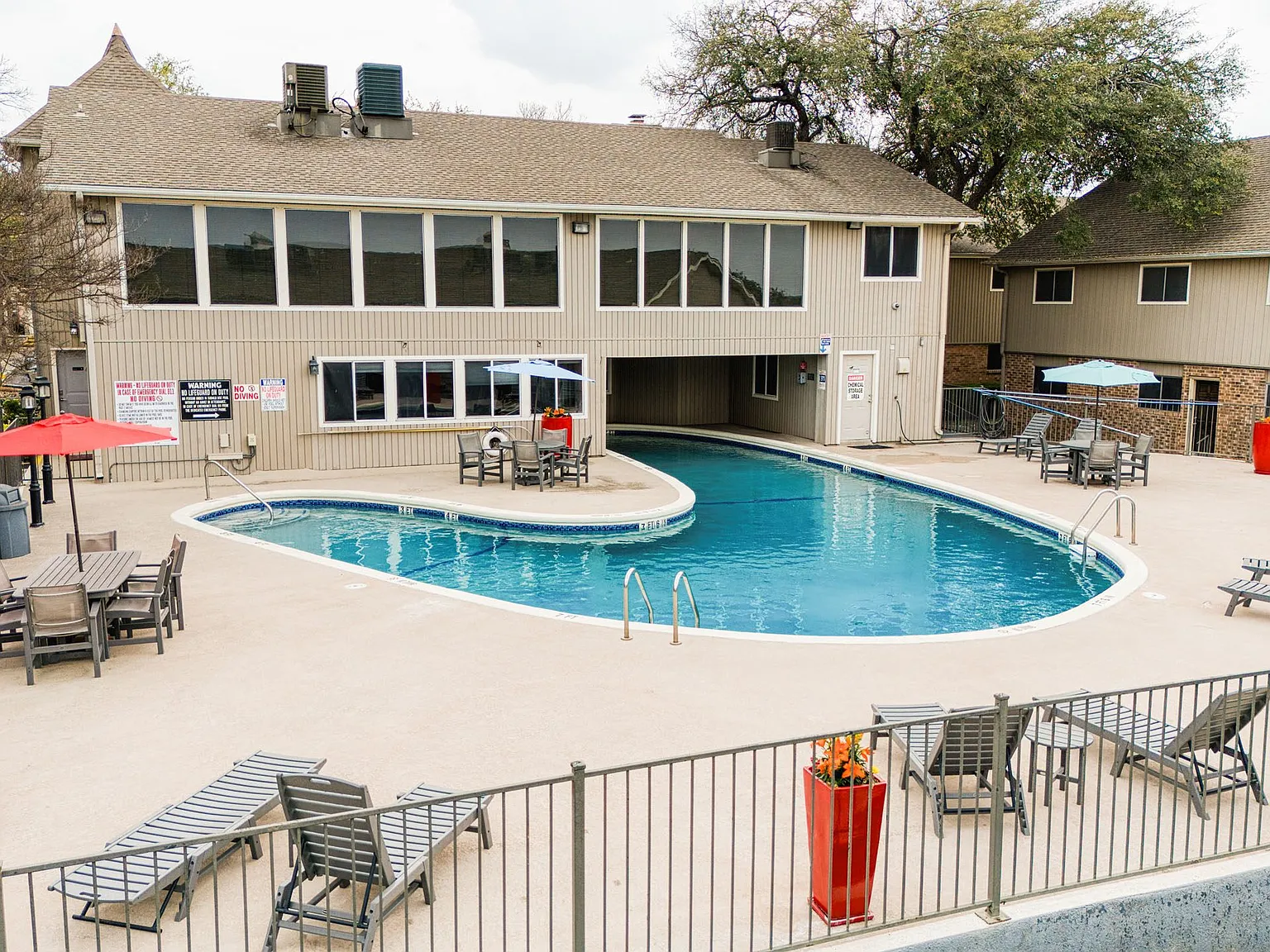 Juniper Springs Apartments — Photo 1