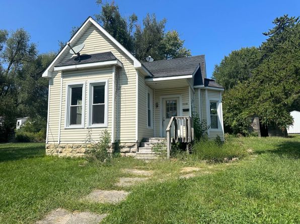 Chillicothe MO Single Family Homes For Sale - 30 Homes | Zillow