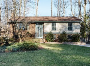 1018 Askham Dr, Cary, NC 27511