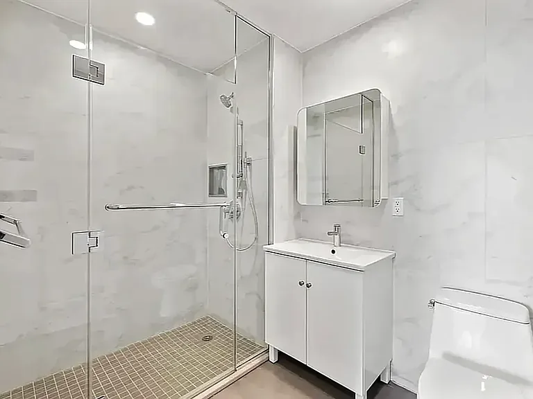2600 7th Ave #4A — Photo 16
