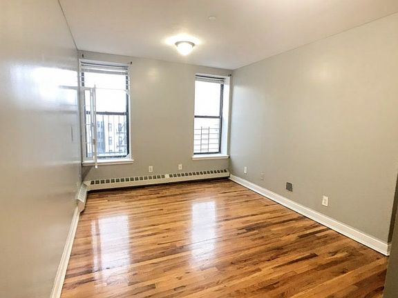 2nd image of 226 W 111th St APT 24