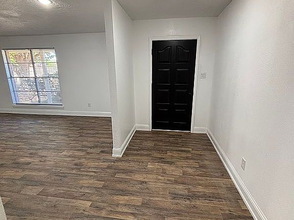4th image of 1732 Belvoir Cir