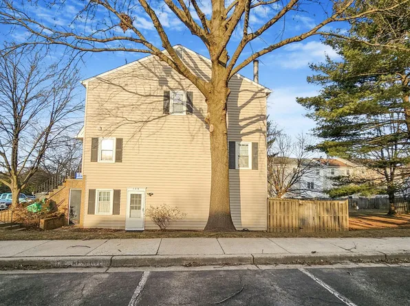 129 Bent Twig Ln #319, Gaithersburg, MD 20878