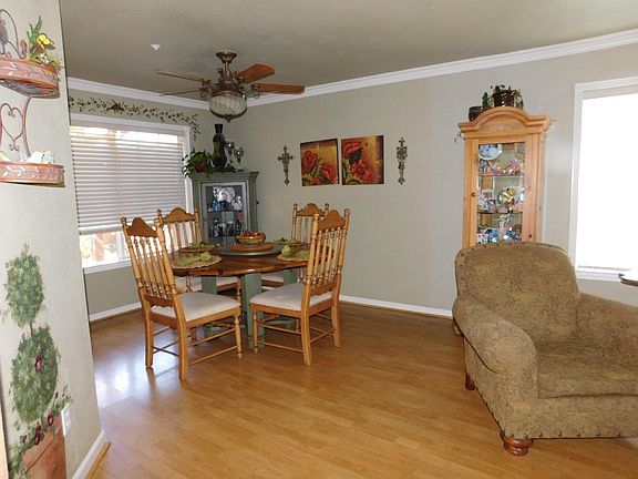 5th image of 116 Christine Lynn Dr
