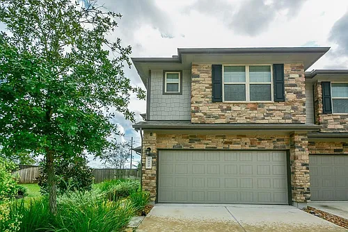 6490 Calgary Woods Ln Photo 1