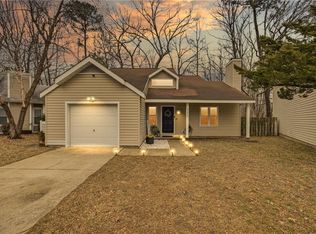 13426 Oakleaf Ct, Newport News, VA 23608