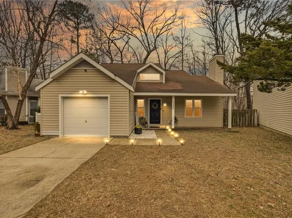 13426 Oakleaf Ct, Newport News, VA 23608