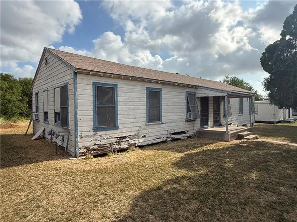 5108 Thomas Dr, Corpus Christi, TX 78407