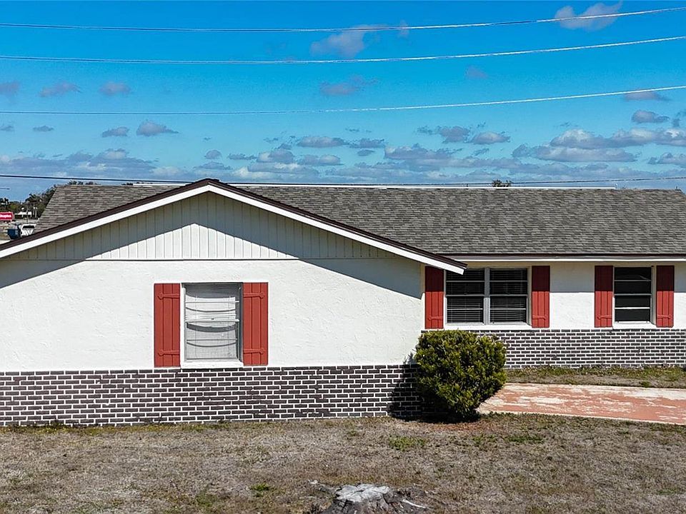 1st image of 637 Michigan Dr N