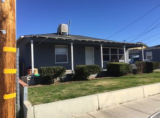 38542 10th St E, Palmdale, CA 93550