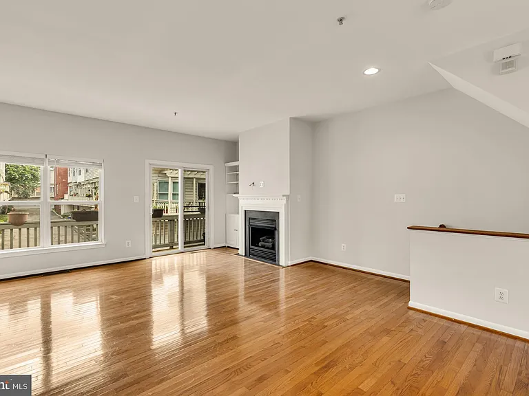 1227 V St NW — Photo 9