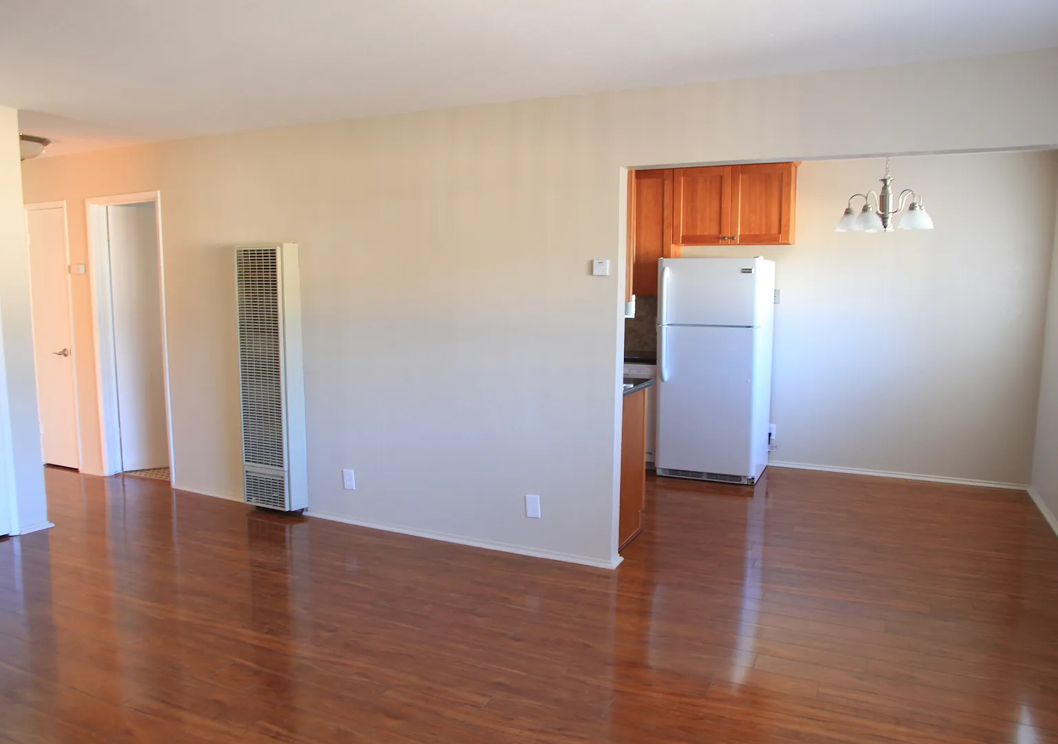 1688 De Rose Way — Photo 4