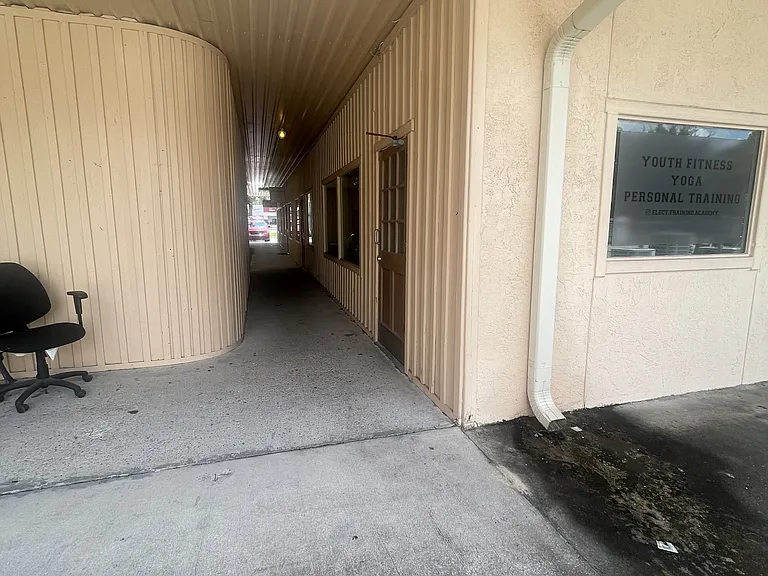 2646 Crawfordville Hwy #1 — Photo 9