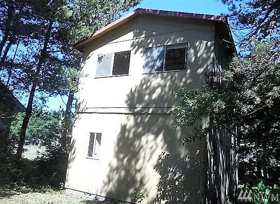 4th image of 1411 Sandy Dr