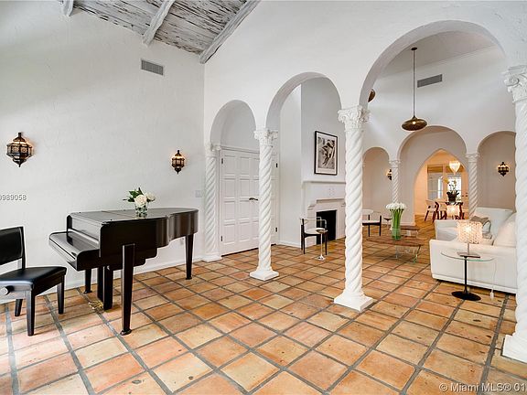 4th image of 1301 Asturia Ave
