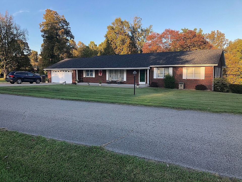 1st image of 18318 Cherrywood Dr