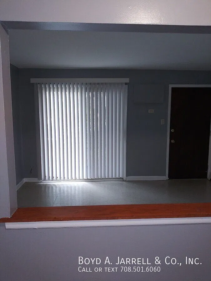 One Bedroom, Owner Heated, Immediate Occupancy — Photo 4