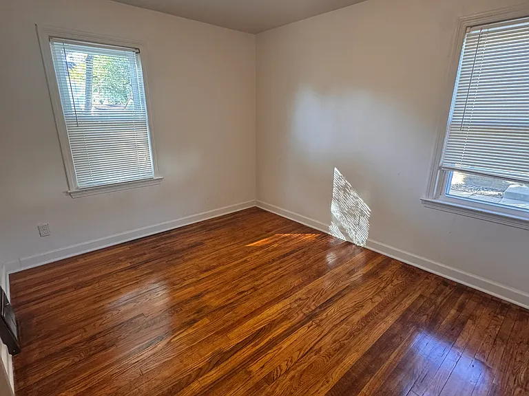 412 Adams Ave — Photo 14