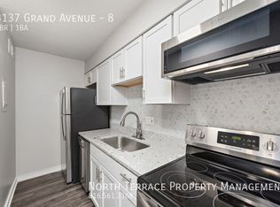 3137 Grand Ave APT 8, Kansas City, MO 64111