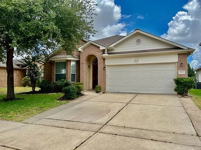 25114 Diamond Ranch Dr
